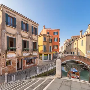 ** Guest house Casanova Ai Tolentini Italy